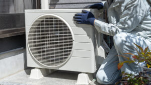 なぜエアコンの室外機が盗難される？対策とエアコンリースのメリット